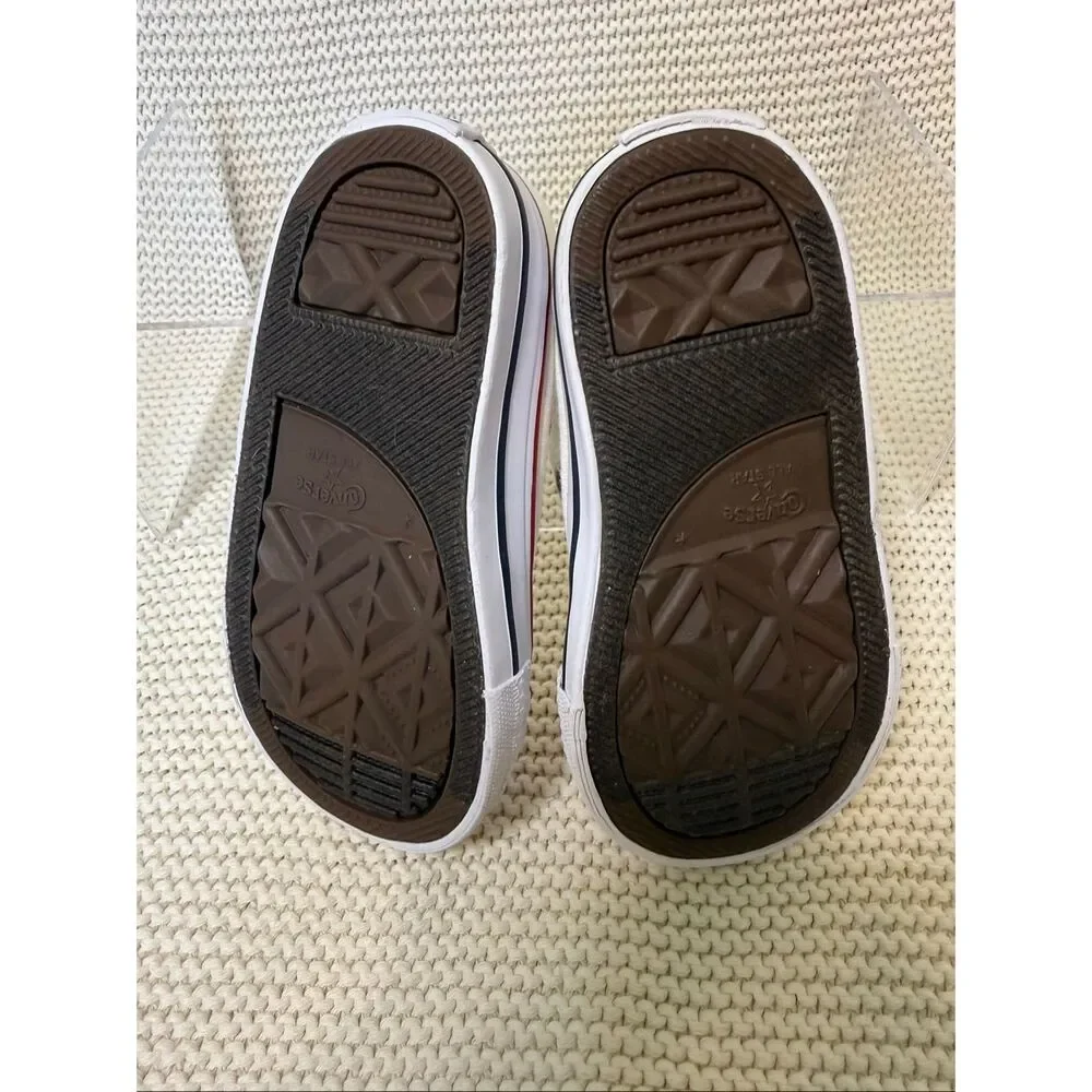 CONVERSE - All white Chucks - Toddler 5C